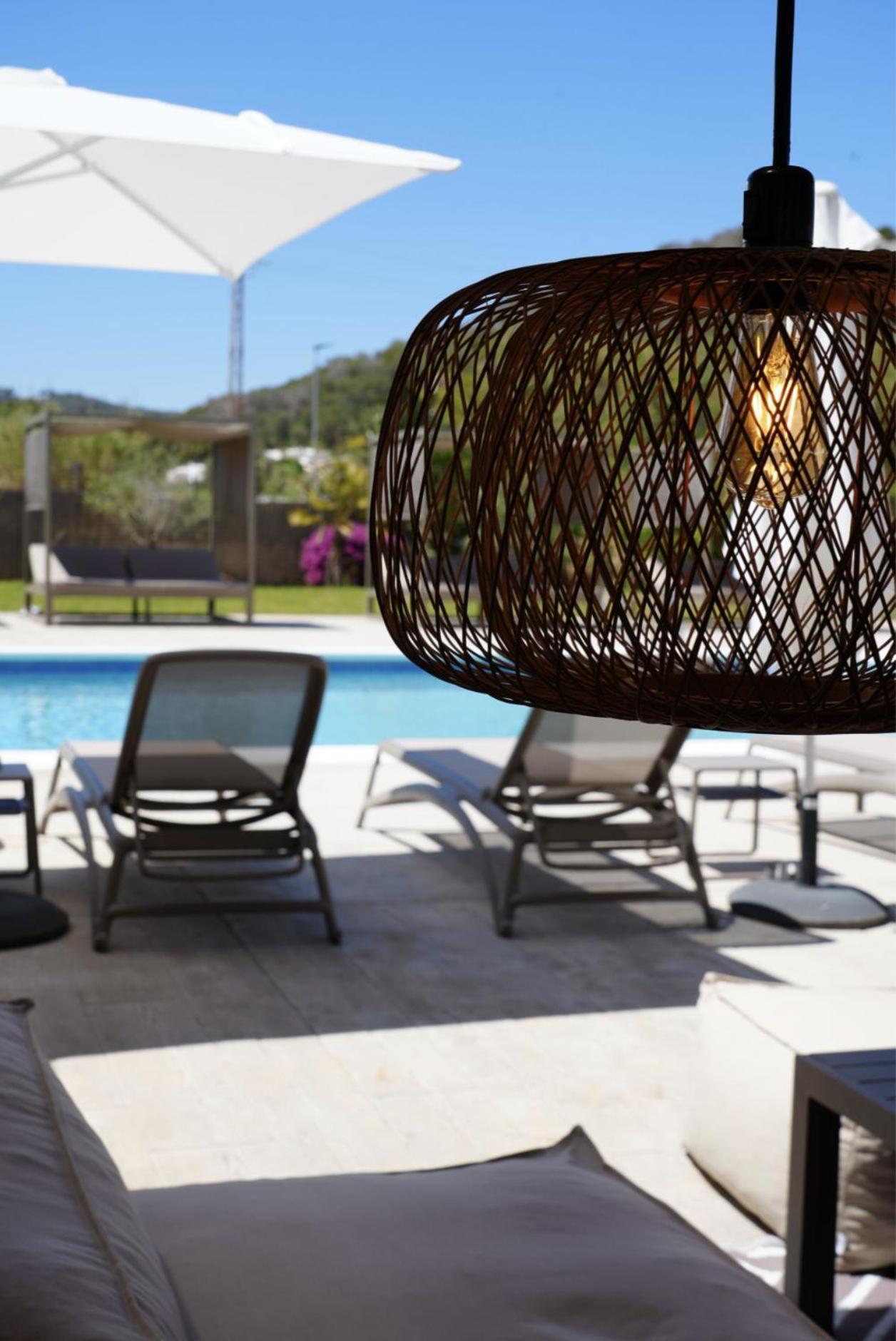 Apartamentos Ses Veles Cala Llonga  Zewnętrze zdjęcie