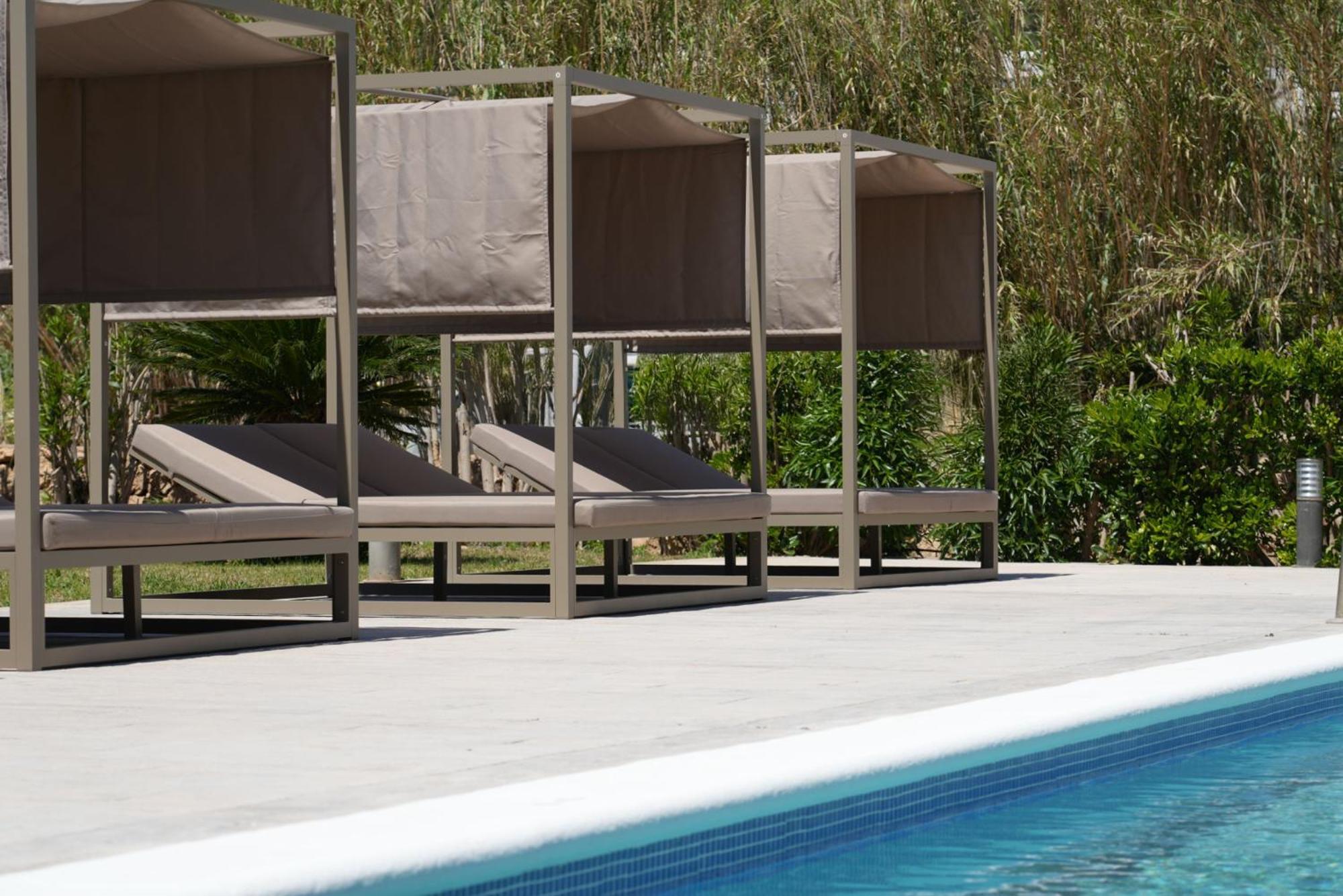Apartamentos Ses Veles Cala Llonga  Zewnętrze zdjęcie
