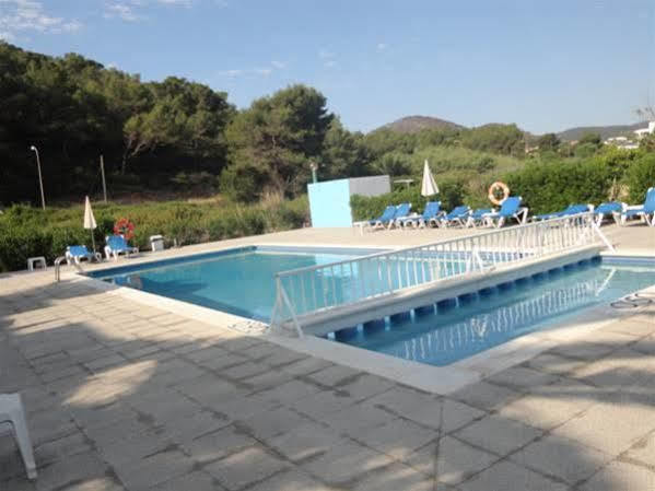 Apartamentos Ses Veles Cala Llonga  Zewnętrze zdjęcie